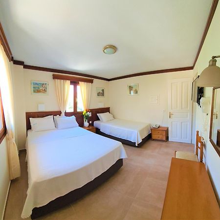 Kastro Hotel Spétses Habitación foto