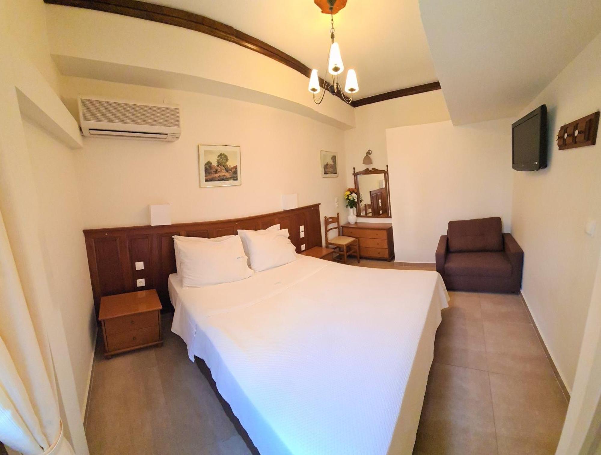 Kastro Hotel Spétses Habitación foto